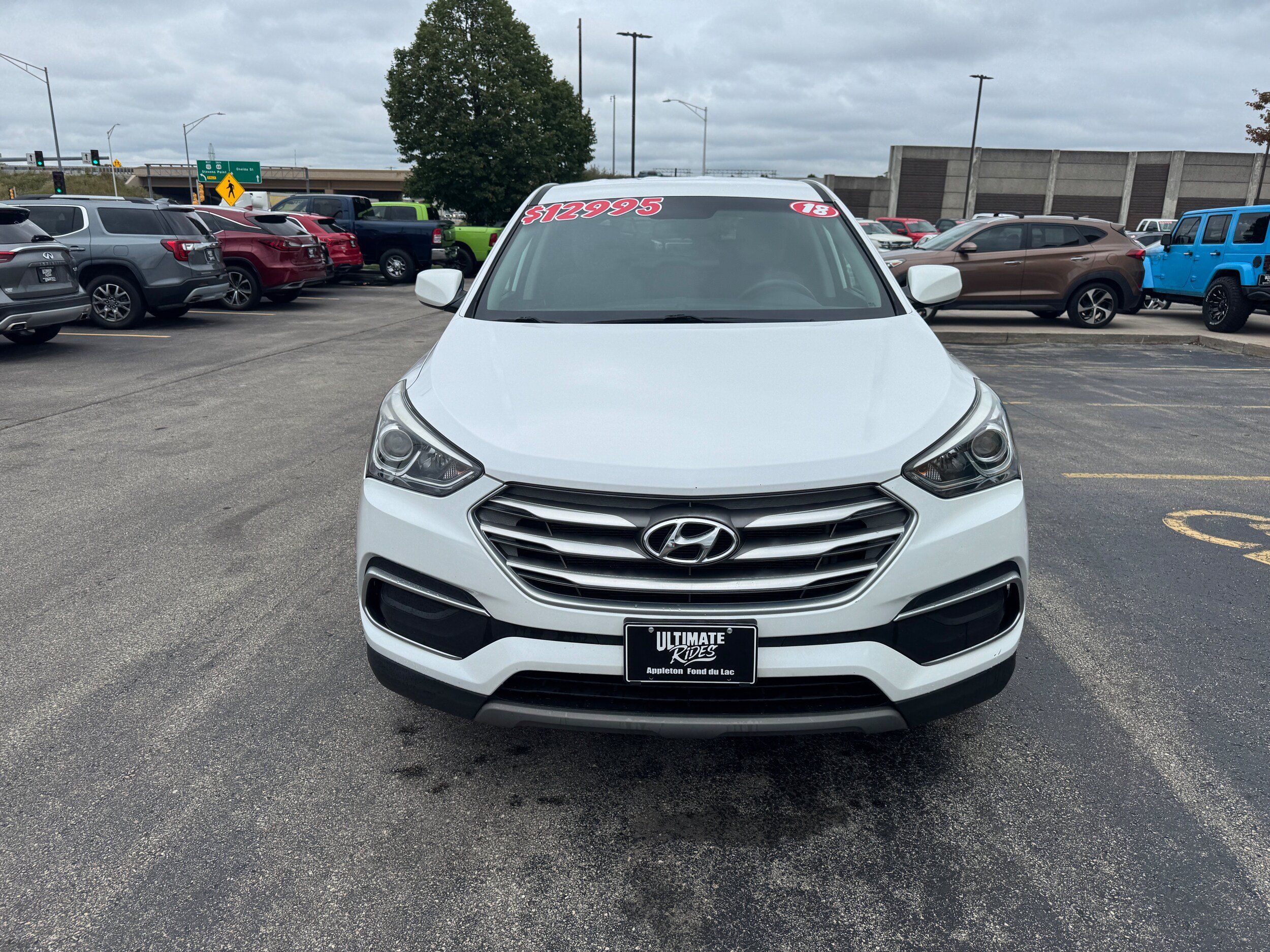 Used 2018 Hyundai Santa Fe Sport AWD/4WD image 2