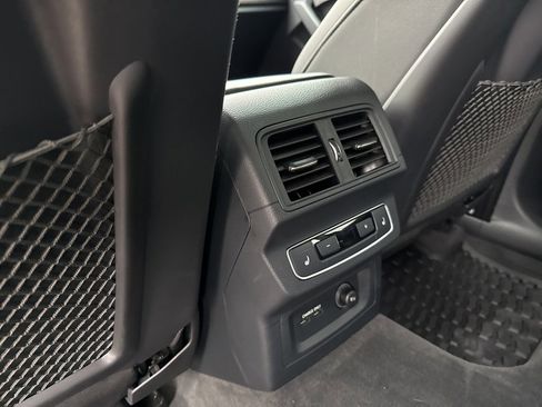 Used 2023 Audi Q5 2.0T Prestige image 34