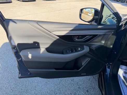 Used 2025 Subaru Outback Onyx Edition w/ Popular Package #2 image 23