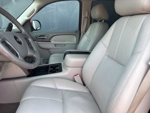 Used 2014 Chevrolet Silverado 2500 LTZ AWD/4WD image 5