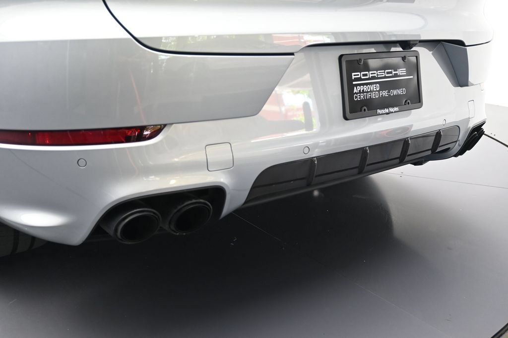 Used 2023 Porsche Cayenne GTS AWD/4WD image 38