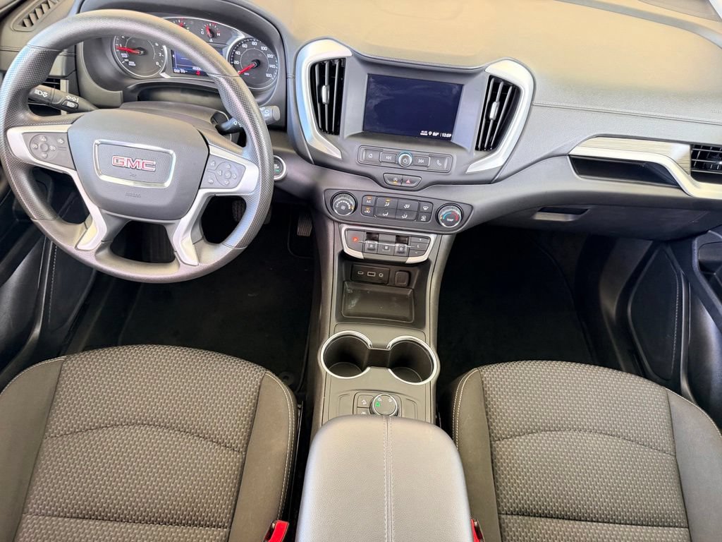 Used 2024 GMC Terrain SLE AWD/4WD image 16
