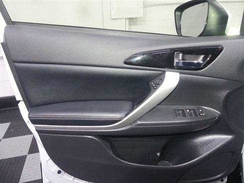 Used 2023 Mitsubishi Eclipse Cross SE AWD/4WD image 18