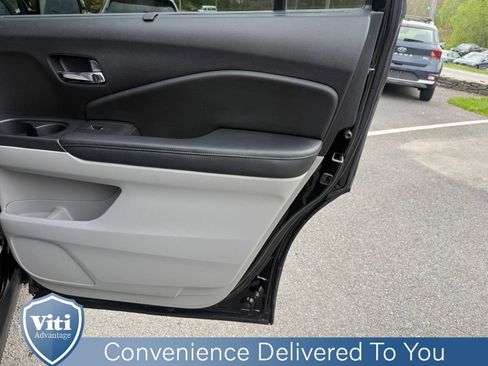 Used 2018 Honda Pilot Touring image 26