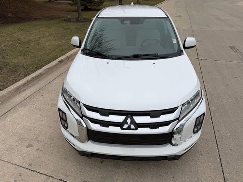 Used 2021 Mitsubishi Outlander Sport FWD image 2