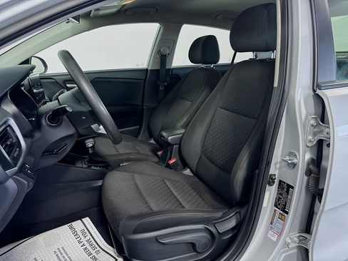 Used 2023 Kia Rio S FWD image 11