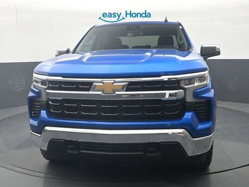 Used 2022 Chevrolet Silverado 1500 LT w/ Protection Package AWD/4WD image 3