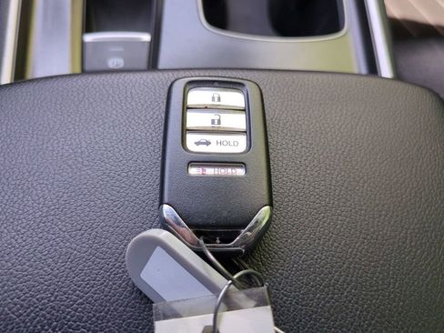 Used 2018 Honda Accord Sport image 26