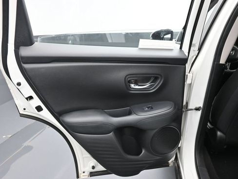 Certified 2024 Honda HR-V LX image 23