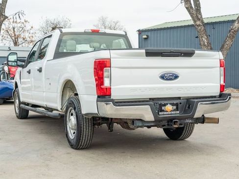 Used 2019 Ford F250 XL image 4