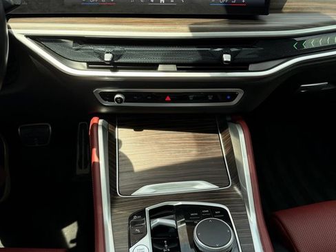 Used 2024 BMW X6 xDrive40i AWD/4WD image 18
