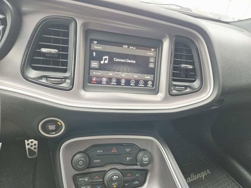 Used 2022 Dodge Challenger SXT w/ Blacktop Package image 11