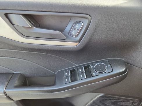 Used 2022 Ford Escape S FWD image 28