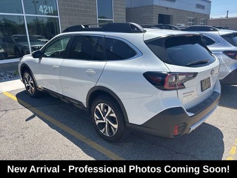 Used 2022 Subaru Outback Limited AWD/4WD image 3