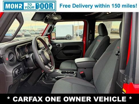 Used 2024 Jeep Wrangler Rubicon w/ Capability Package image 11