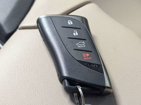 Used 2020 Lexus ES 350 w/ Premium Package FWD image 24