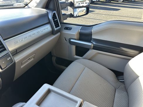 Used 2022 Ford F250 XLT image 24