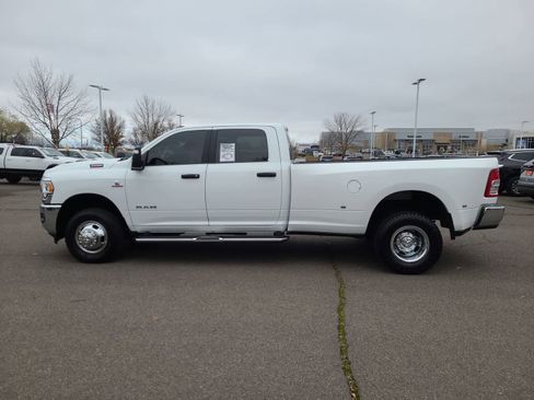 Used 2023 RAM 3500 Big Horn w/ Level 1 Equipment Group image 11