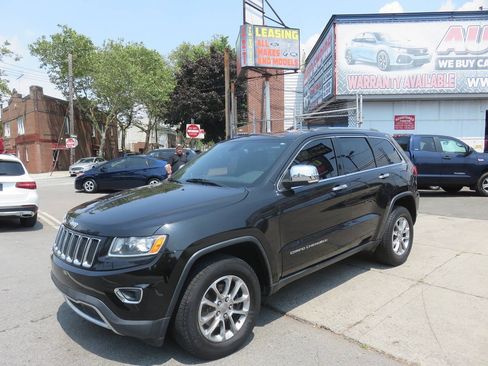 Used 2015 Jeep Grand Cherokee Limited AWD/4WD image 2