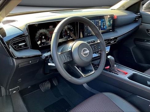 New 2026 Nissan Kicks SR w/ Cold Weather Package image 7