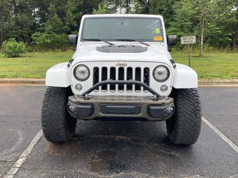 Used 2017 Jeep Wrangler Unlimited Sahara AWD/4WD image 2
