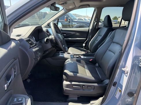 Used 2023 Honda Ridgeline RTL-E image 10