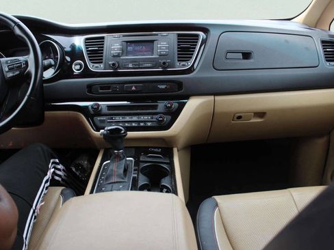 Used 2015 Kia Sedona EX w/ EX Premium Package FWD image 8