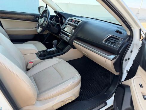 Used 2016 Subaru Outback 3.6R Limited image 24