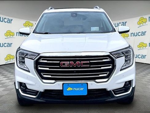Used 2022 GMC Terrain SLT w/ Infotainment Package II AWD/4WD image 3