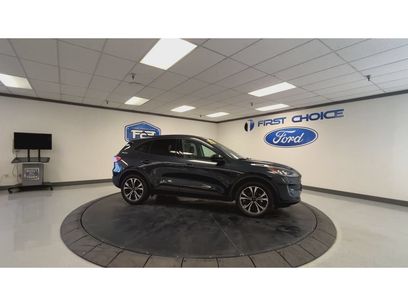 Used 2022 Ford Escape SEL w/ SEL Stealth AWD Package