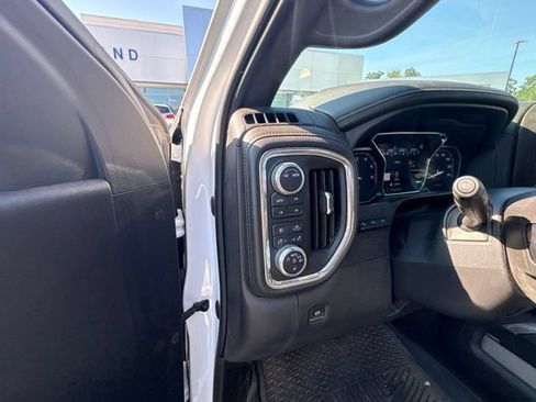 Used 2021 GMC Sierra 1500 AT4 w/ AT4 Premium Package AWD/4WD image 47