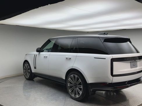 New 2026 Land Rover Range Rover Long Wheelbase Autobiography AWD/4WD image 4