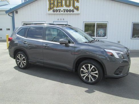 Used 2023 Subaru Forester Limited AWD/4WD image 1