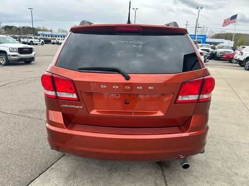 Used 2014 Dodge Journey SE w/ Flexible Seating Group FWD image 6