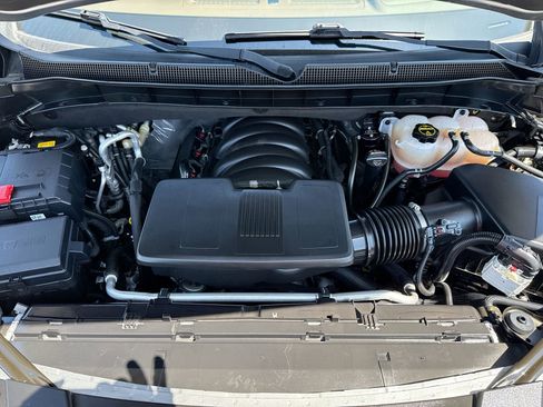 Used 2024 Chevrolet Suburban High Country w/ Premium Package 2 image 18