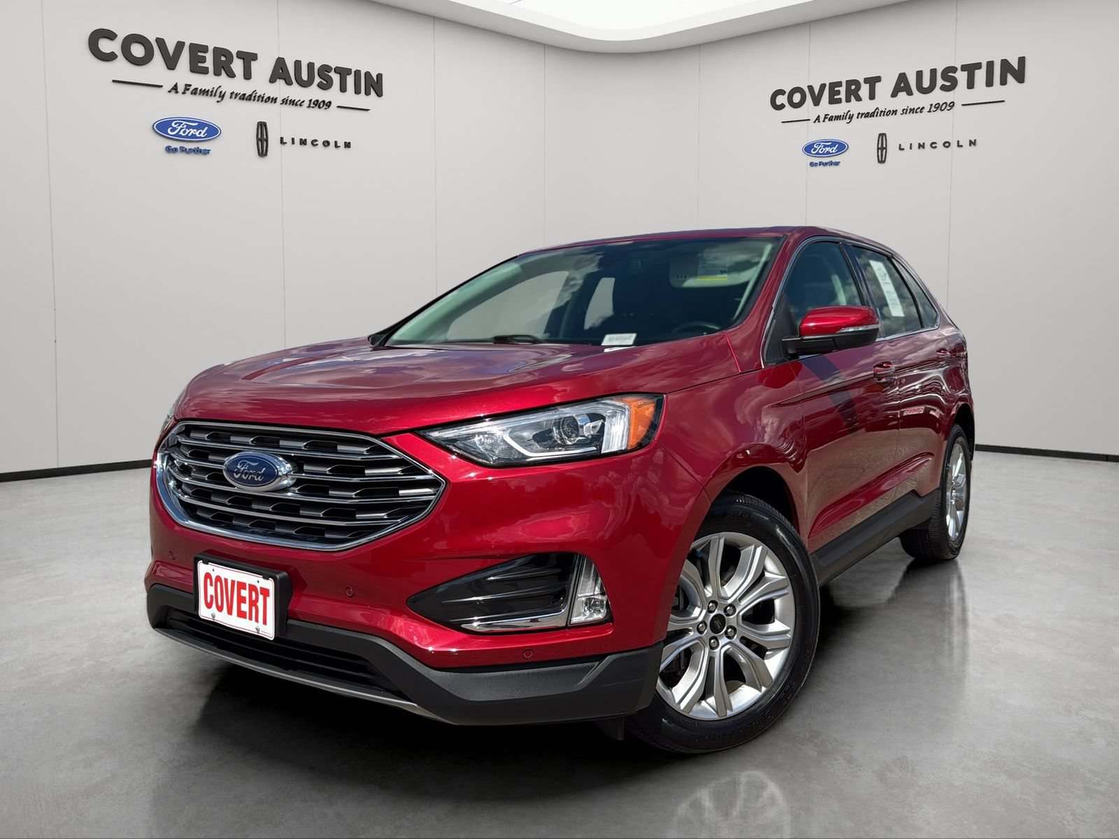 Certified 2023 Ford Edge Titanium AWD/4WD image 1