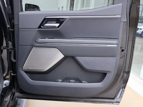 New 2025 GMC Sierra EV Denali image 36