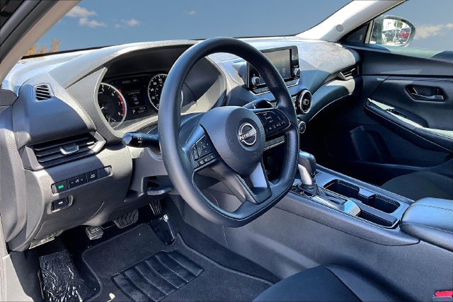 Certified 2025 Nissan Sentra S FWD image 16