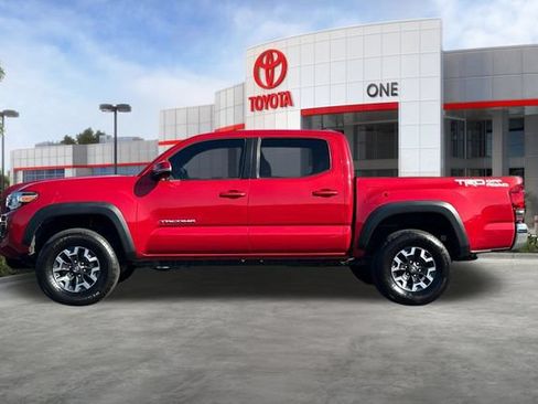 Used 2016 Toyota Tacoma TRD Off-Road w/ Towing Package RWD image 8
