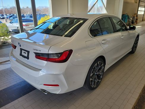 New 2026 BMW 330i xDrive Sedan w/ Premium Package image 7