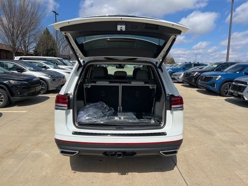 New 2026 Volkswagen Atlas SE AWD/4WD image 11