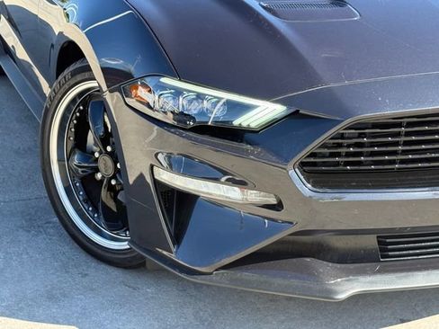 Used 2022 Ford Mustang Premium w/ Black Accent Package RWD image 4