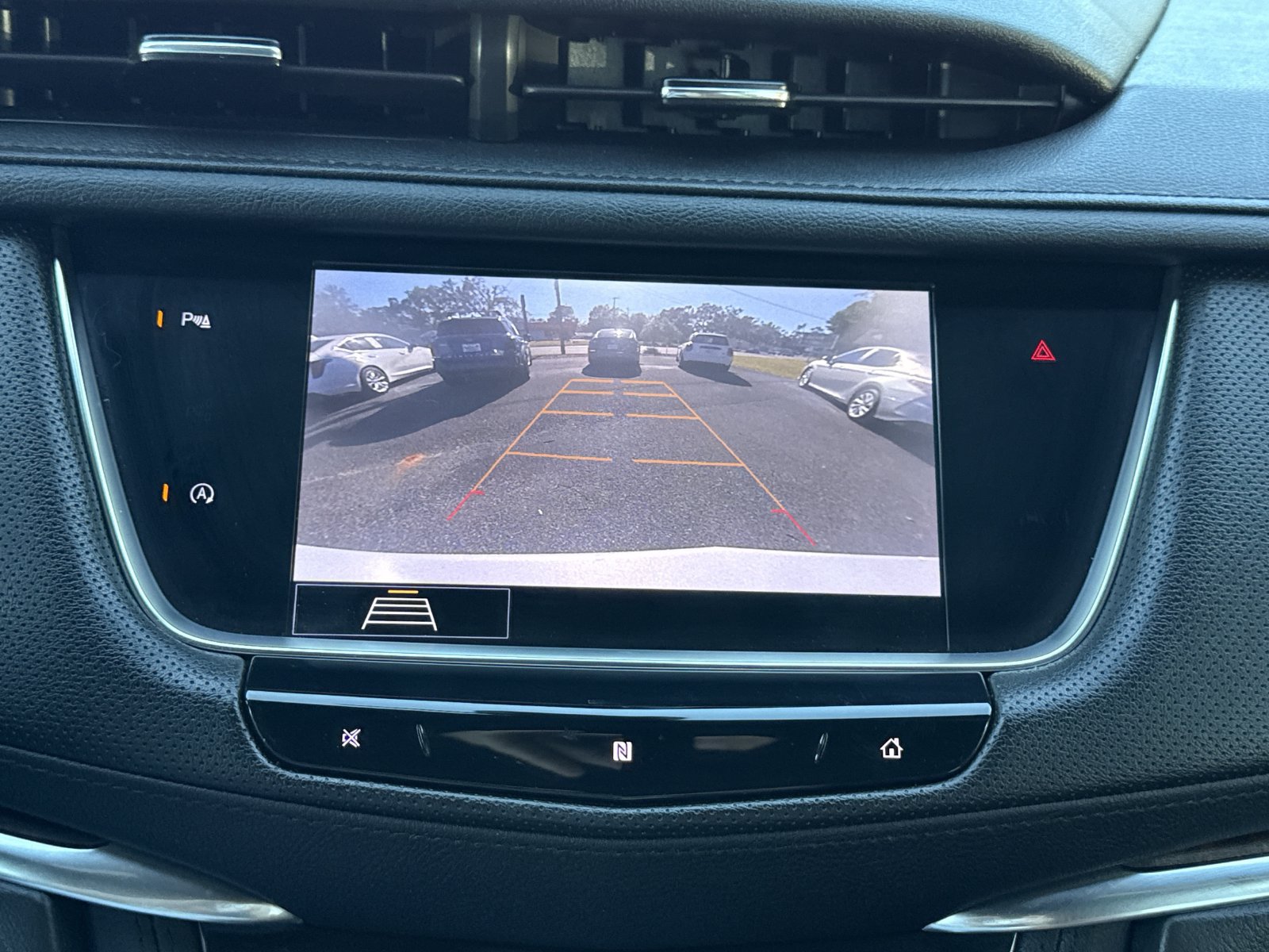 Used 2020 Cadillac XT5 Premium Luxury FWD image 30