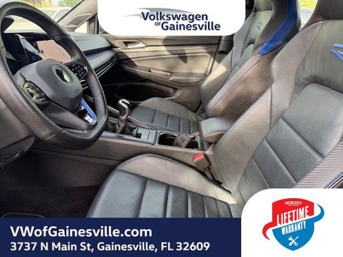 Used 2022 Volkswagen Golf R image 19