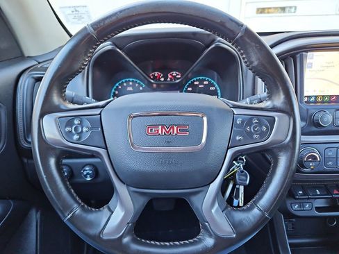 Used 2022 GMC Canyon AT4 image 10