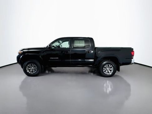 Certified 2019 Toyota Tacoma SR5 AWD/4WD image 5