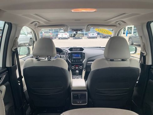 Used 2020 Subaru Forester Premium AWD/4WD image 27