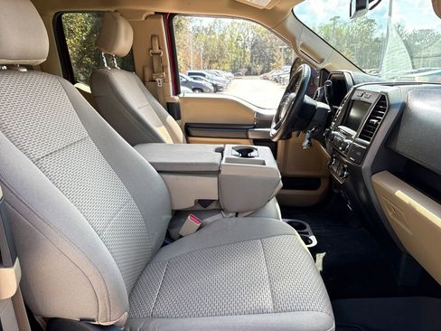 Used 2015 Ford F150 XLT w/ Equipment Group 302A Luxury image 27