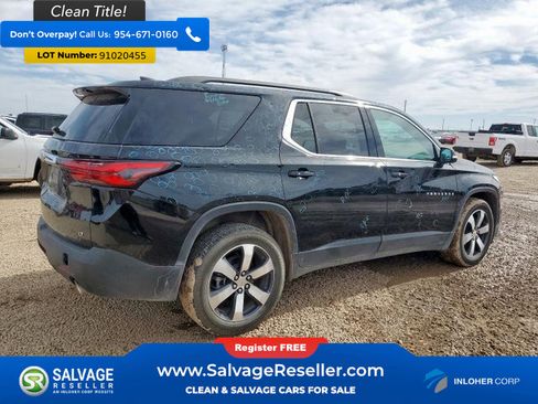 Used 2023 Chevrolet Traverse LT w/ LT Premium Package image 4