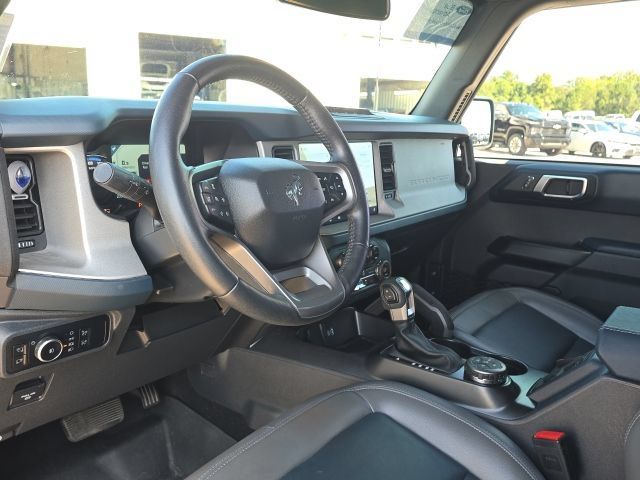 Certified 2024 Ford Bronco Outer Banks w/ Sasquatch Package AWD/4WD image 25